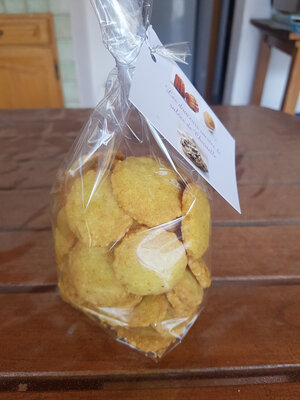 Biscuits au curry & emmental