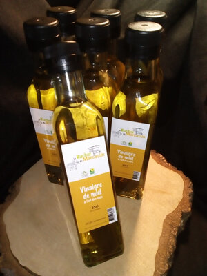 Vinaigre à l'ail des ours