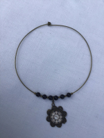 Ras du cou rigide fantaisie 3