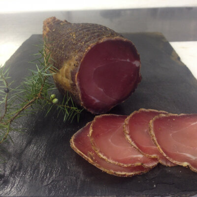 Noix de jambon fumée tranchée