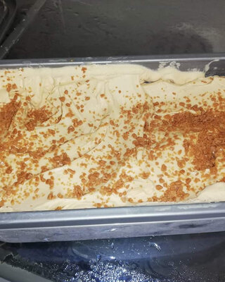 Crème glacée caramel au beurre sal