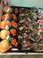 Plateau apéro + 1 bl rouge