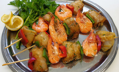 1 brochettes de julienne / gambas
