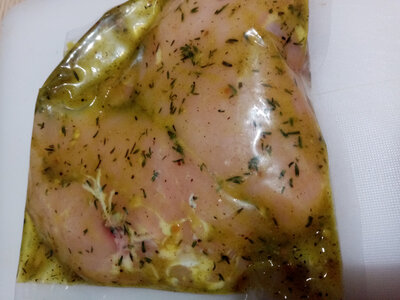Filet de poulet mariné thym citron