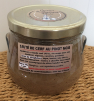 Sauté de cerf au pinot noir