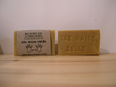 Savon miel de pays, cire, graines de colza