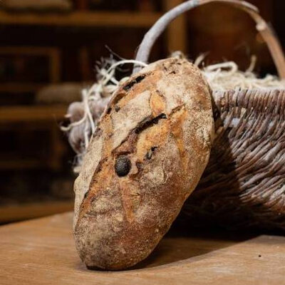 Pain de blé aux olives bio