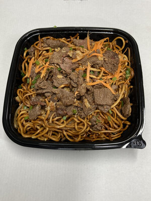 Nouilles au bœuf mariné