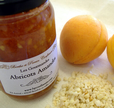 Confiture abricots et amandes 230g