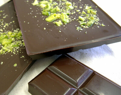 Tablette chocolat noir et éclats de pistaches