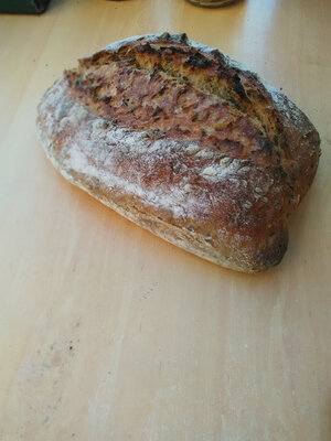 Pain de campagne aux graines