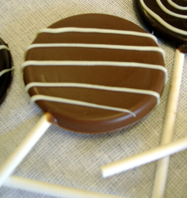 Sucette chocolat au lait