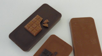 Smartphone en chocolat noir