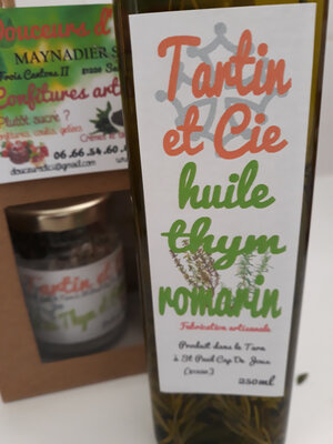 Huile  et sel au thym au romarin