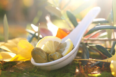 Olives vertes au basilic et citron