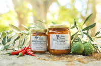 Piments oiseaux rouges au combava