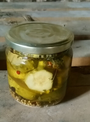 Cornichons en rondelles 'aigre doux'