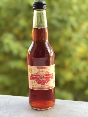 Jus de pomme-framboise pétillant