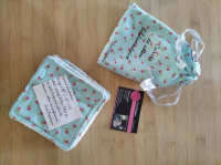 Pochon de 7 carrés de coton cerise