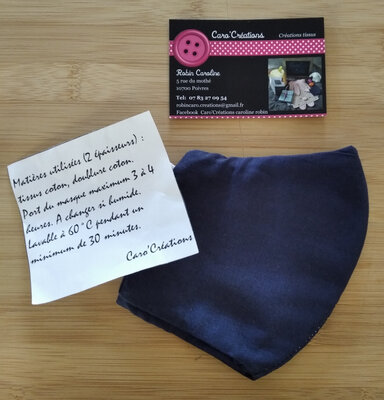 Masque barrière bleu foncé