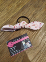 Nœud sur élastique rose cerise