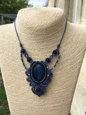 Collier lilith