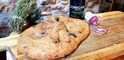 Petite fougasse olives noires