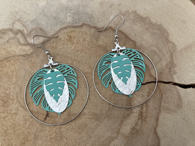 Boucles créoles feuille verte