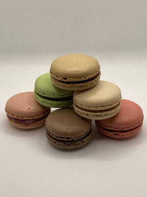 Boite de 7 macarons assorti