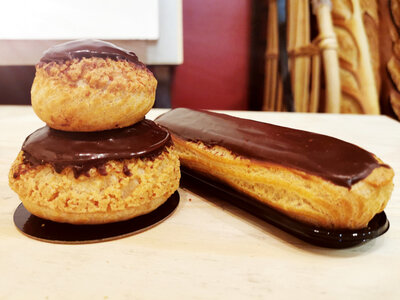 Eclair au chocolat