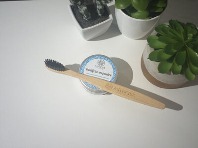 Dentifrice et brosse à dents