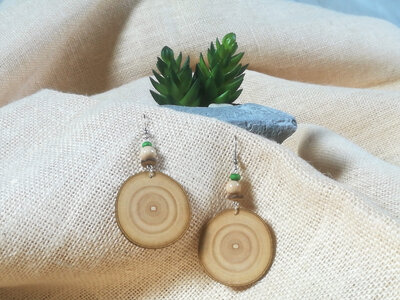 Boucles d'oreilles en rondin de châtaigner