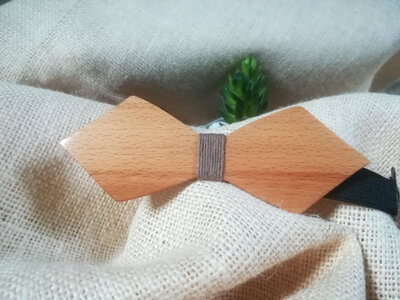 Nœud papillon enfant - bois de hêtre