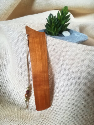 Marque pages en bois de merisier