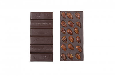 Tablette amandes, chocolat noir