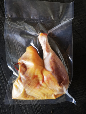 Cuisse de pintade entière