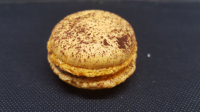 Macaron chocolat lait passion