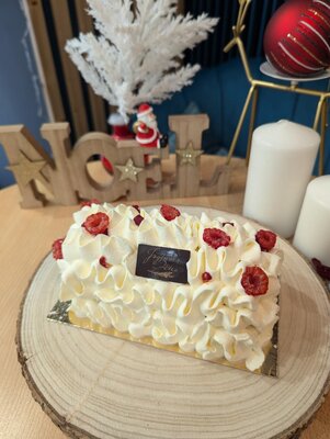 Bûche vacherin glacée pour le 24/12