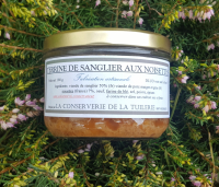 Terrine de sanglier aux noisettes