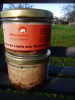 Terrine de lapin aux noisettes