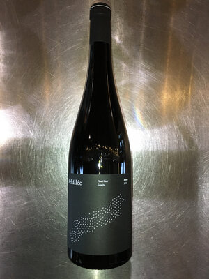 Pinot noir granite 2018