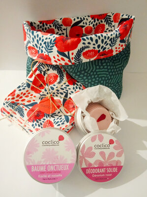Coffret cadeau cosmétiques rouge