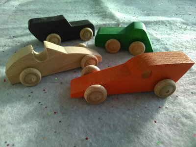 Lot de 4 petites autos