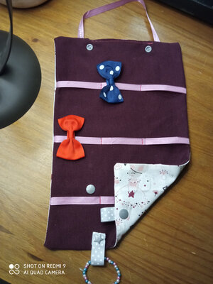 Pochette a barrettes