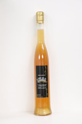 Vin d'apéritif aux bourgeons de pin