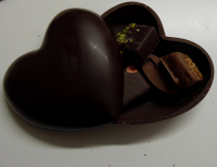 Coffret cœur garni st valentin chocolat noir