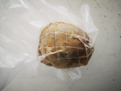 Rôti de poulet cuit basse température