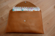 Pochette cuir couleur camel - image 3