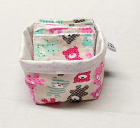 8 lingettes oursons et panier assorti