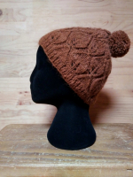 Bonnet feuilles marron t. 53-56